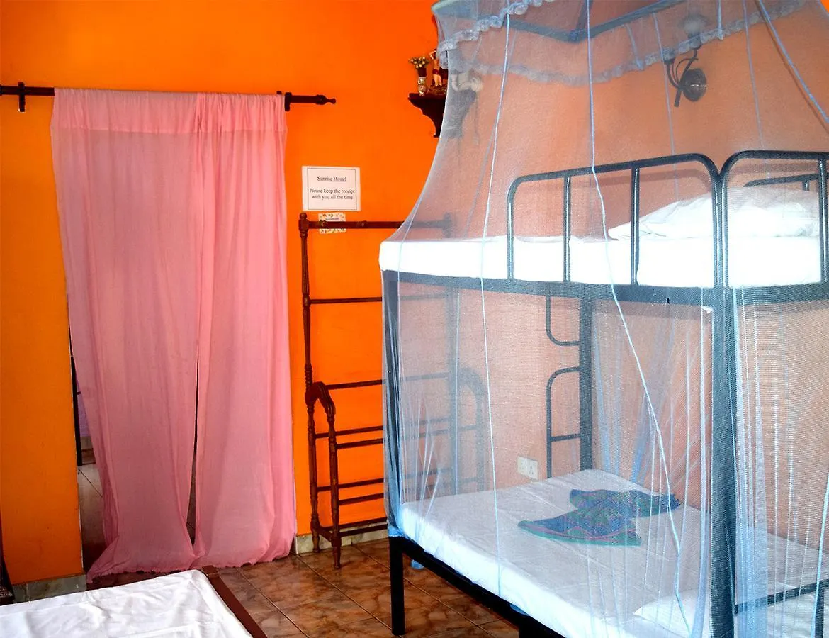 Sun Rise Hostel Negombo Sri Lanka
