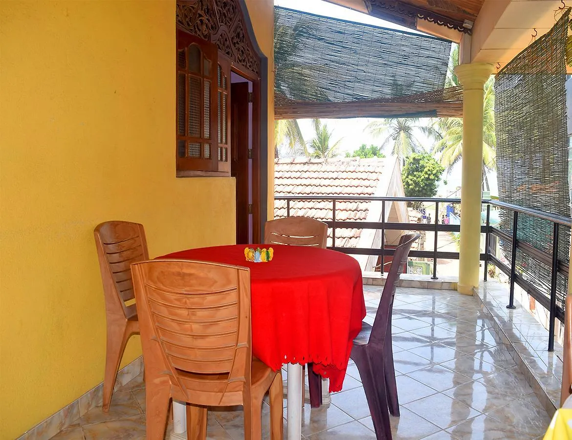 Sun Rise Hostel Negombo Sri Lanka