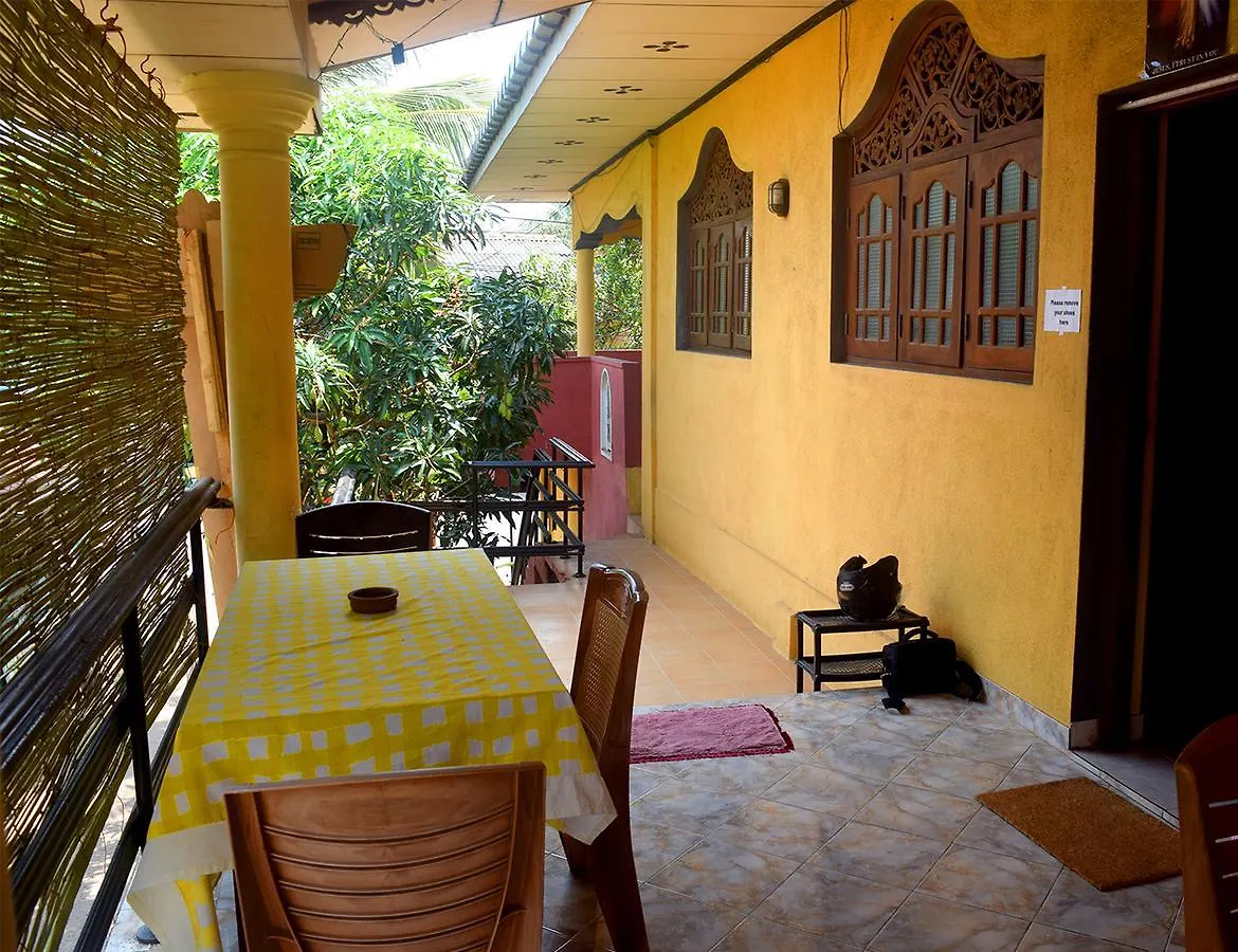 Sun Rise Hostel Negombo 0*,